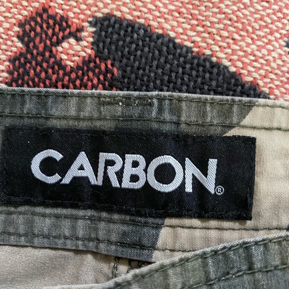 CARBON  Extreme CAMO shorts men 38” - Picture 3 of 8